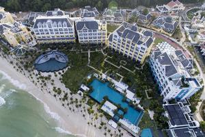 BĐS du lịch, nghỉ dưỡng hưởng lợi lớn từ ngành công nghiệp không khói