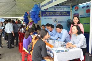 Thí sinh cần cân nhắc kỹ trước khi điều chỉnh nguyện vọng vào đại học