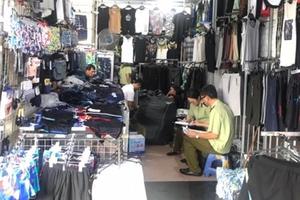 Tiếp tục thu hàng nghìn sản phẩm nghi giả nhãn hiệu tại Ninh Hiệp