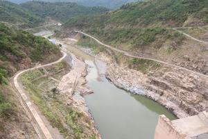 Nghệ An: Mực nước hồ thủy điện Bản Vẽ xuống thấp kỷ lục