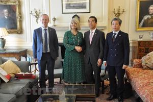 Việt Nam và Anh ủng hộ mạnh mẽ tự do thương mại toàn cầu