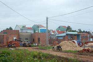 Gia Lai: Cán bộ và nhân viên Binh đoàn 15 xây 44 căn nhà trái phép