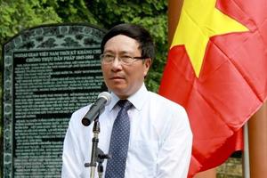 Ngoại giao Việt Nam - Vững bước đi theo con đường của Bác