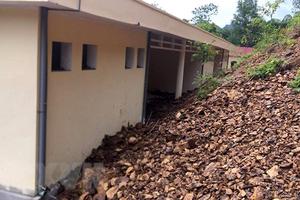 Bão số 3 làm một người chết, 15 người mất tích ở tỉnh Thanh Hóa