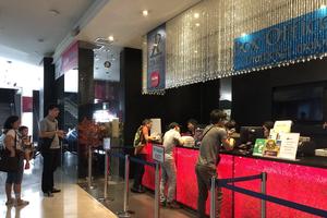 Các điểm bán vé trận Thái Lan-Việt Nam đóng cửa ngay sau khi mở bán