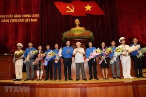 Tổng Bí thư Nguyễn Phú Trọng gặp mặt đảng viên trẻ tiêu biểu toàn quốc