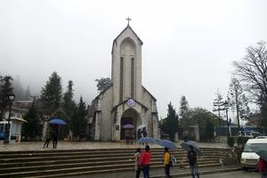 Lào Cai phát triển mạnh ngành dịch vụ, du lịch 