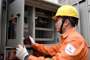 Hà Nội lần đầu cung cấp các dịch vụ điện theo phương thức điện tử