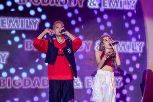 Big Daddy & Emily cùng hàng ngàn khán giả đội mưa quẩy tưng trong đại tiệc âm nhạc ở Sài Gòn 