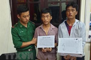 Bắt hai đối tượng vận chuyển 20.000 viên ma túy tổng hợp trong đêm