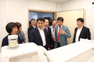 Hà Nội đưa vào sử dụng công nghệ điều trị ung thư tiên tiến nhất Đông Nam Á