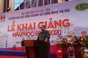 Khai giảng đón tân sinh viên khóa 24                    