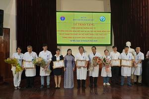 Biểu  dương Bệnh viện Việt Đức khi lập kỷ lục ghép tạng 15 ca/tuần