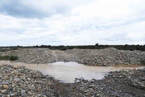 Ninh Thuận: Ngưng hoạt động khai thác cát trên sông Dinh 