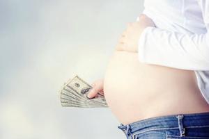 Tòa án Nhân dân TP Hà Nội lần đầu xét xử hành vi tổ chức mang thai hộ