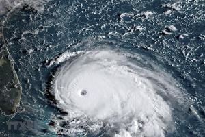 Thủ tướng Minnis bật khóc khi siêu bão cấp 5 Dorian đổ bộ vào Bahamas