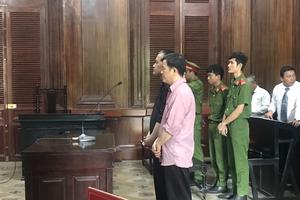 Đổi tiền giả - lãnh án thật