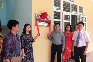 Lọc hóa dầu Bình Sơn mang con chữ đến vùng núi cao Lạng Sơn