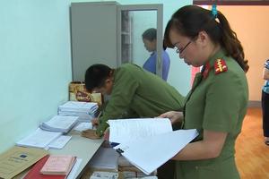 Khởi tố nguyên Trưởng phòng An ninh chính trị nội bộ Công an tỉnh Hòa Bình