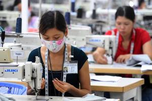 Giảm giờ làm việc xuống 44 giờ/tuần: Doanh nghiệp lo lắng