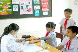 Đẩy mạnh thực hiện bảo hiểm y tế học sinh, sinh viên