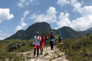 “Chinh phục đỉnh Lảo Thẩn” 