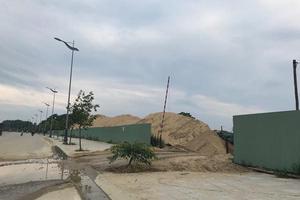 Quảng Ngãi: Nhiều bãi tập kết cát tự phát gây ô nhiễm và tai nạn giao thông