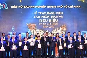 Trao danh hiệu sản phẩm, dịch vụ tiêu biểu cho 108 doanh nghiệp