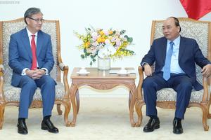 Chính phủ và nhân dân Việt Nam luôn chia sẻ với Chính phủ và nhân dân Lào anh em