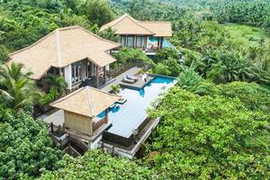 InterContinental Danang Sun Peninsula Resort áp dụng ưu đãi hấp dẫn với phòng Suite, biệt thự hướng biển