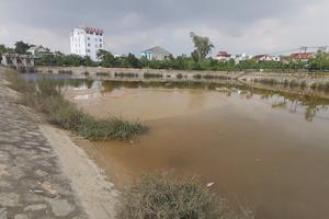 Công ty Cấp nước Nghệ An ngang nhiên xả thải ra hồ điều hòa