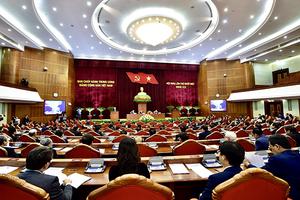 Ngày làm việc thứ ba, Hội nghị Trung ương 11 tiếp tục thảo luận nhiều báo cáo quan trọng