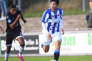 Đoàn Văn Hậu lần đầu chơi trọn vẹn 90 phút cho SC Heerenveen