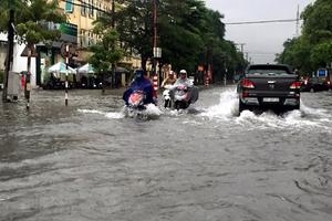 Không khí lạnh tăng cường, Bắc Bộ và Trung Trung Bộ có mưa to và dông