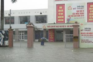 Nghệ An: 5.250 căn nhà bị ngập và một người chết do mưa lụt