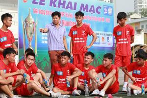 Nhiều đội bóng vào vòng knock-out 