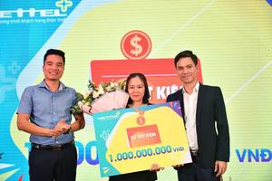 Sử dụng Viettel++ khách hàng ở Lâm Đồng trúng thưởng 1 tỷ đồng