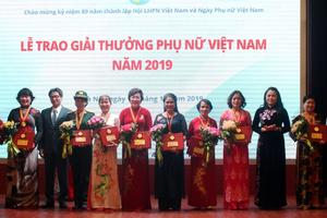 16 tập thể, cá nhân nhận Giải thưởng Phụ nữ Việt Nam 2019