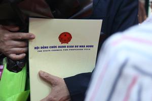 Ứng viên được đề nghị xét công nhận GS, PGS giảm mạnh