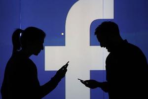 Tin giả bủa vây người dùng Facebook tại Mỹ trước thềm bầu cử 2020