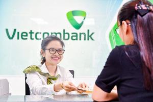 Vietcombank giảm đồng loạt lãi suất cho vay