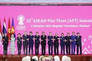 Thủ tướng Nguyễn Xuân Phúc dự Hội nghị Cấp cao ASEAN +3 lần thứ 22