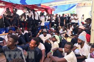 Vấn đề người di cư: Pháp áp hạn ngạch lao động nhập cư 