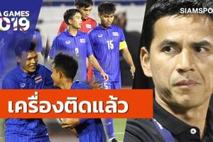 HLV Kiatisuk: 'Thắng U22 Brunei giúp Thái Lan bám đuổi Việt Nam'