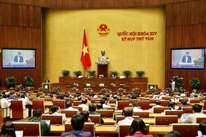 Biểu quyết Nghị quyết về phân bổ ngân sách Trung ương năm 2020