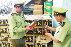 Quảng Bình bắt vụ vận chuyển rượu lậu lớn nhất từ trước đến nay