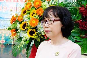 Cô giáo "cứ 20/11 là đóng cửa"