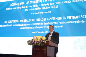 Chia sẻ kinh nghiệm xây dựng chính sách thuốc bảo hiểm y tế