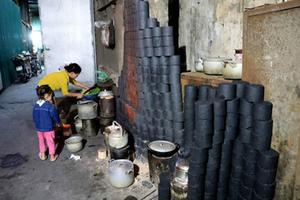 Hà Nội khuyến nghị người dân không dùng bếp than tổ ong 