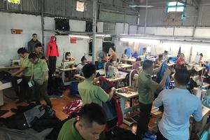 Điều tra vụ sản xuất quần áo “nhái” thương hiệu The North Face 